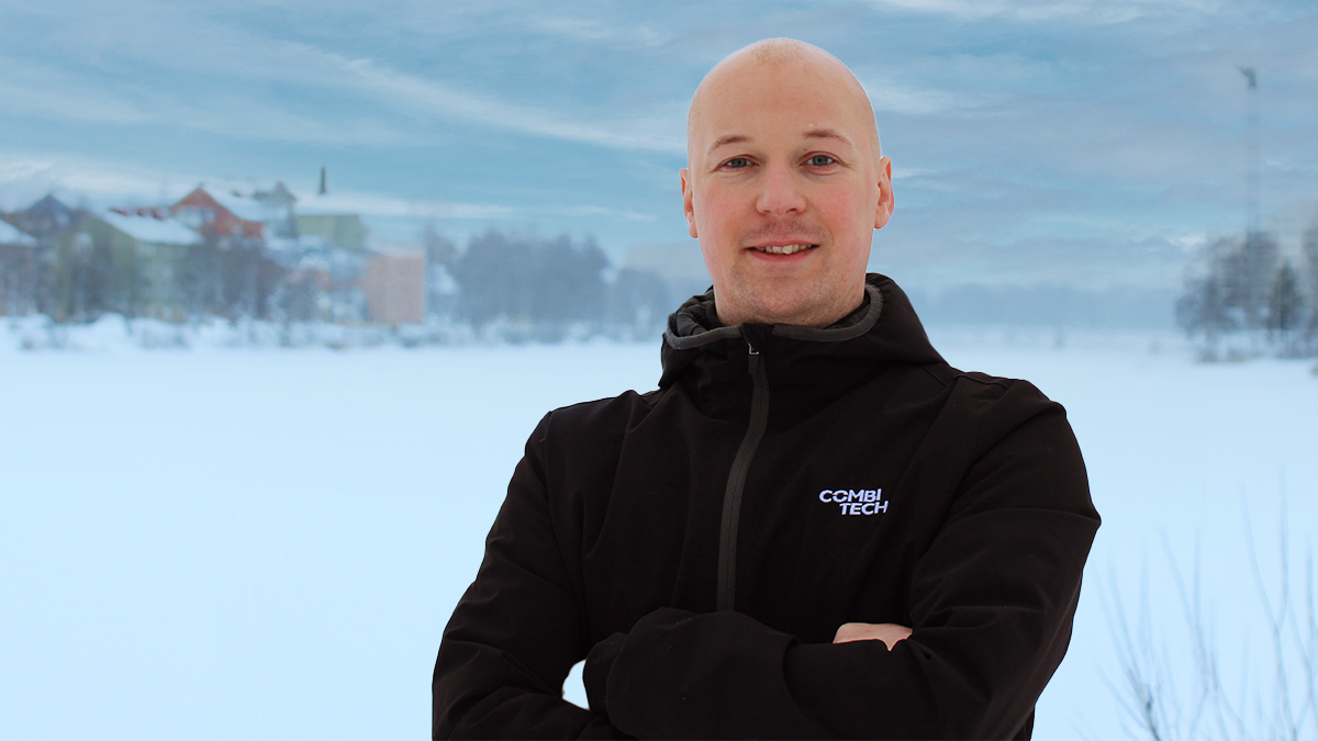 Petter Nordström standing outside in the winter.